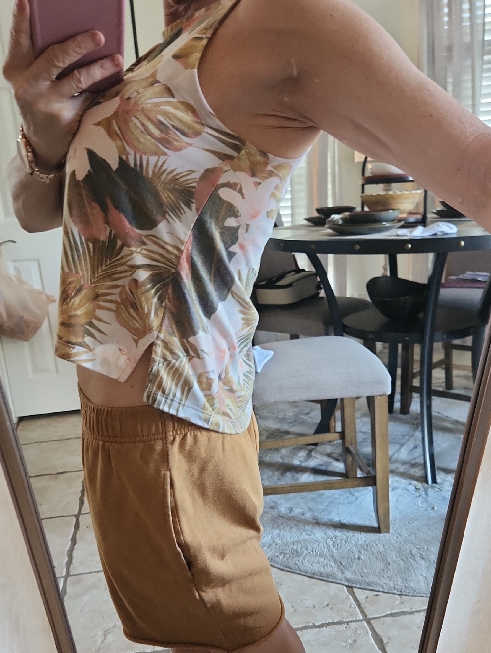 Old Navy - Picture 3 of 5
